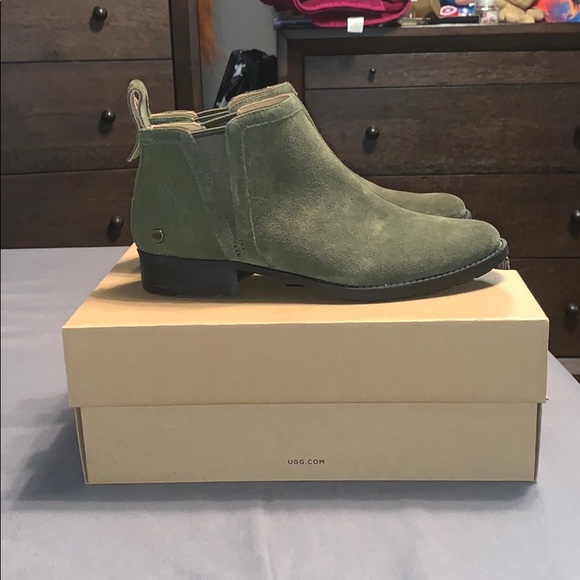 ugg mcclaire ankle boot
